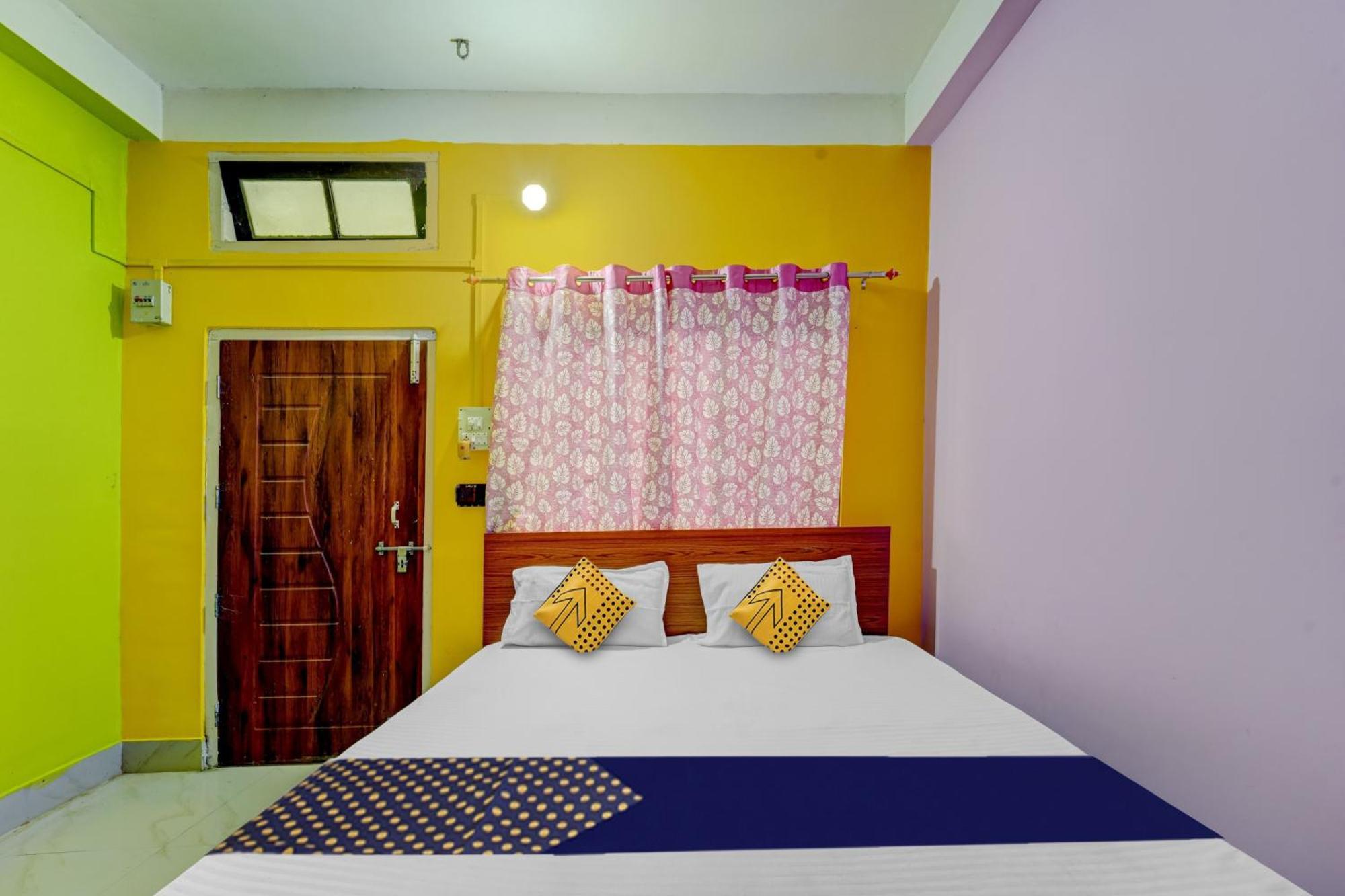 Hotel O Home Trimurti Guest House グワーハーティー エクステリア 写真